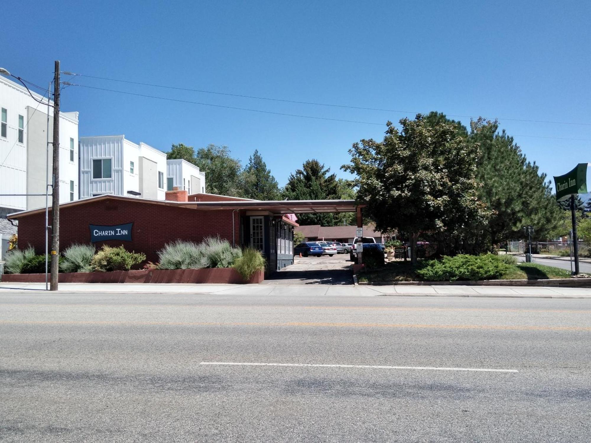 The Charin Inn Clearfield Bagian luar foto